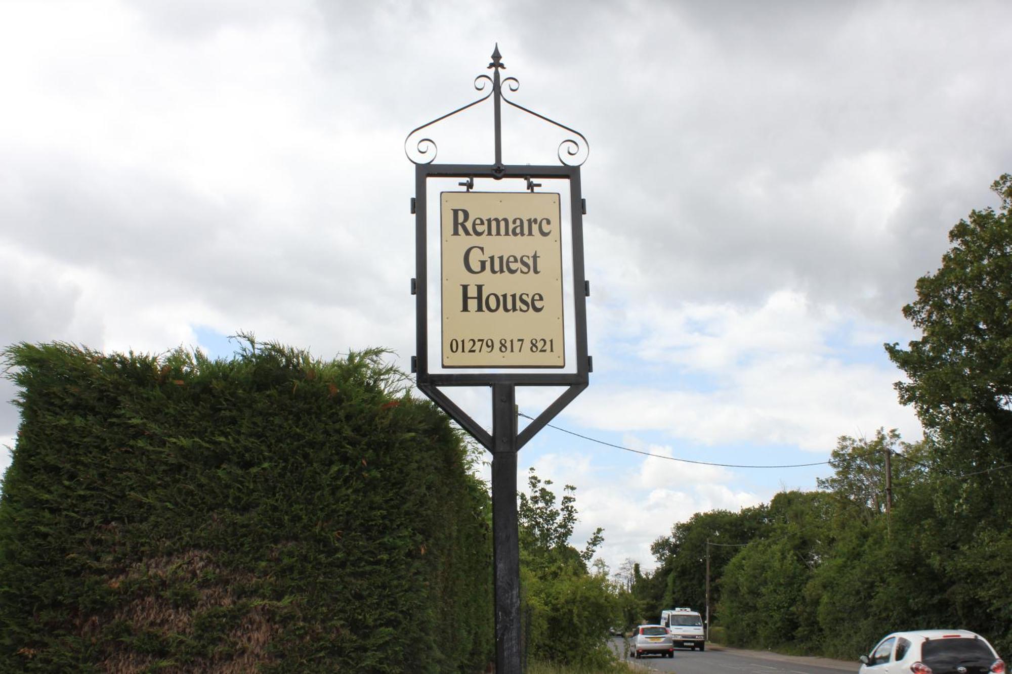 Remarc Guest House Takeley Esterno foto